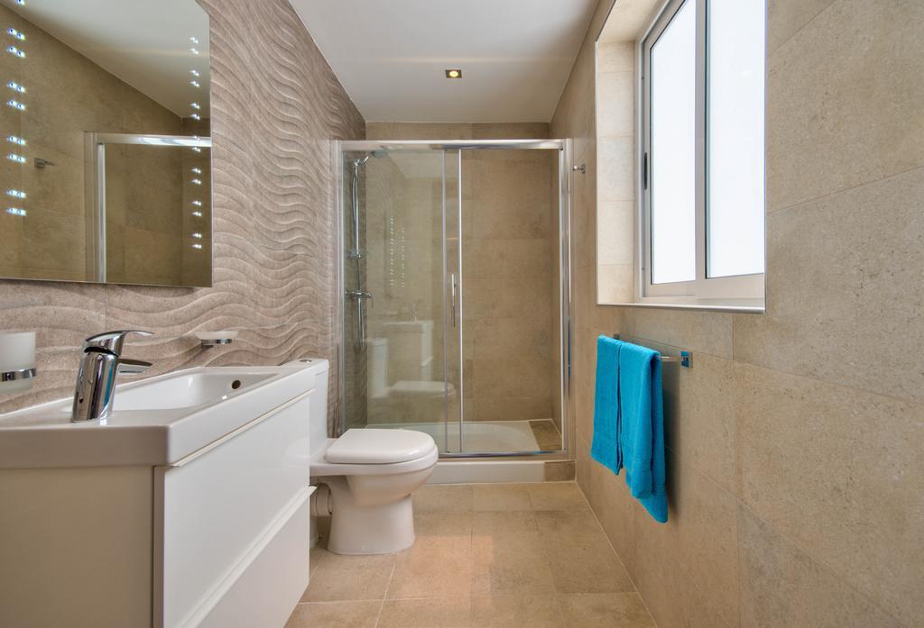 Villa Gaia - Sunset Views, Indoor Heated Pool, Sauna And Games Room Mellieha Exterior foto