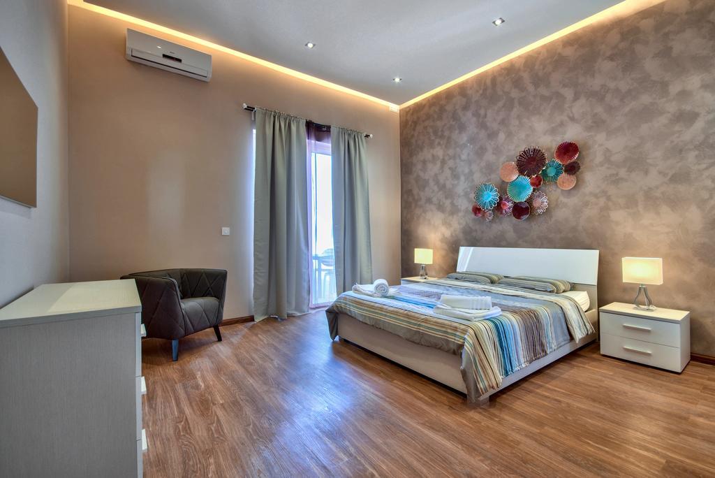 Villa Gaia - Sunset Views, Indoor Heated Pool, Sauna And Games Room Mellieha Exterior foto